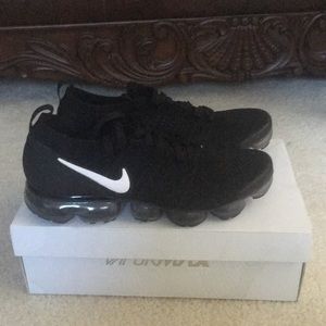 Nike air vapor max size 9.5